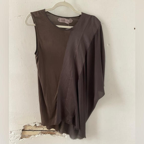 Nicolas Mark Top in Brown - Picture 1 of 4